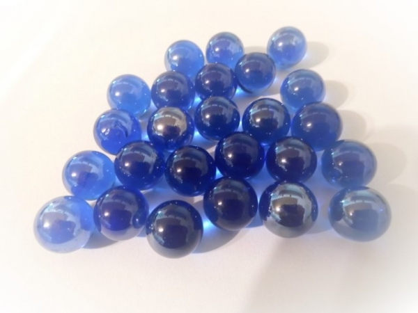 Blue, light blue iridescent 16mm